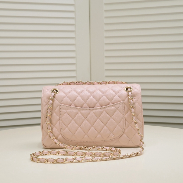 シャネルバッグ側面デザイン